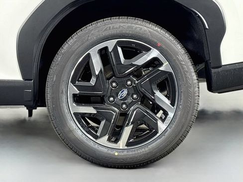 New 2026 Subaru Forester Premium AWD/4WD image 31