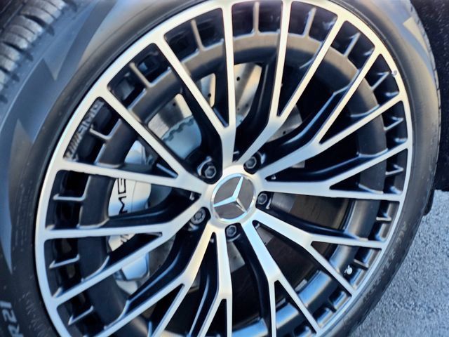 New 2026 Mercedes-Benz GLC 43 AMG 4MATIC image 5