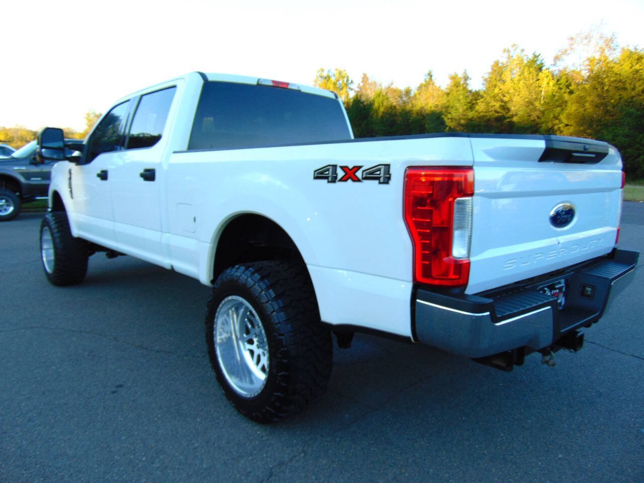 Used 2017 Ford F250 XLT AWD/4WD image 62