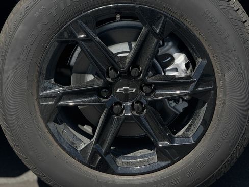 New 2025 Chevrolet Blazer LT w/ Sound & Technology Package image 8