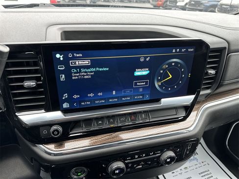 Used 2023 Chevrolet Silverado 1500 LT image 16