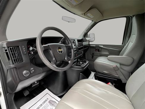 Used 2012 Chevrolet Express 2500 w/ Cold Climate Package image 14