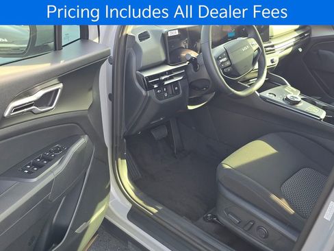 New 2026 Kia Sportage S AWD/4WD image 9