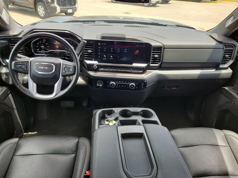 Used 2024 GMC Sierra 1500 SLT RWD image 11