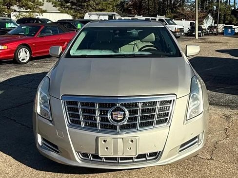 Used 2013 Cadillac XTS Luxury w/ Driver Awareness Package FWD image 8