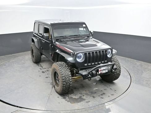 Used 2018 Jeep Wrangler Unlimited Rubicon AWD/4WD image 40