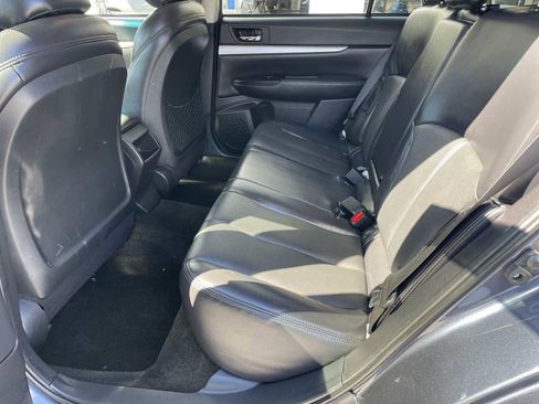 Used 2014 Subaru Outback 2.5i Premium w/ Moonroof Package image 9
