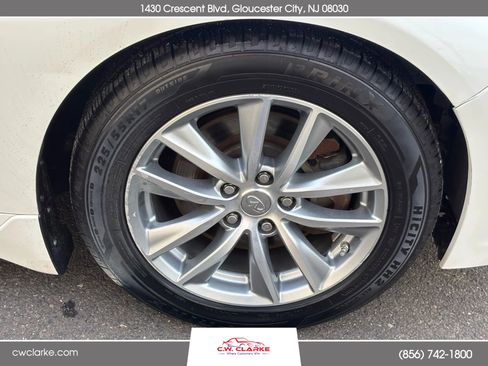 Used 2015 INFINITI Q50 Premium w/ Deluxe Touring Package image 27