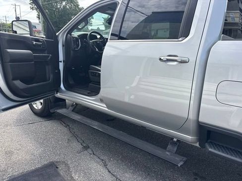 Used 2020 Chevrolet Silverado 2500 LTZ w/ LTZ Premium Package AWD/4WD image 4