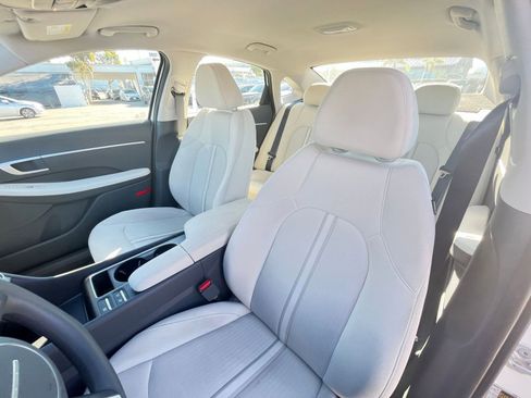 Used 2025 Hyundai Sonata SEL image 36