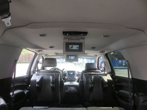 Used 2016 Chevrolet Suburban LTZ AWD/4WD image 20