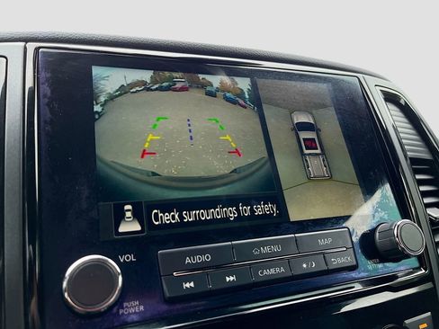 Used 2021 Nissan Titan PRO-4X w/ Pro-4x Convenience Package image 13