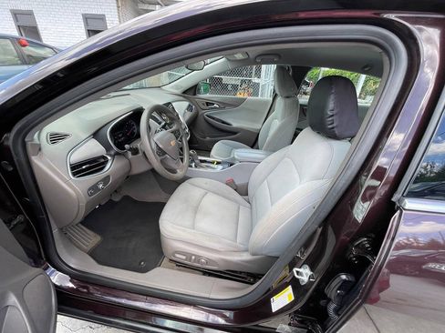 Used 2020 Chevrolet Malibu LT FWD image 8