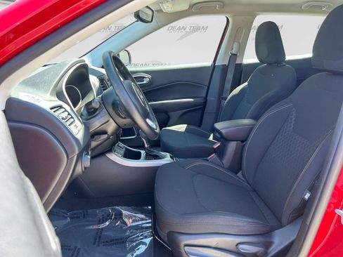 Used 2021 Jeep Compass Sport w/ Cold Weather Group FWD image 10