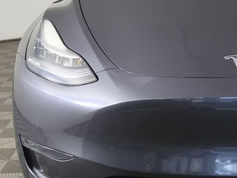 Used 2020 Tesla Model Y Performance AWD/4WD image 16