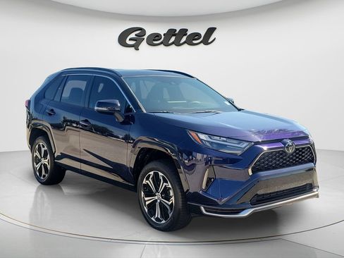 Certified 2025 Toyota RAV4 XSE w/ Weather Package AWD/4WD image 3