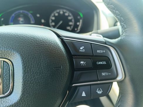 Used 2022 Honda Accord Touring image 10