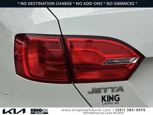 Used 2014 Volkswagen Jetta SE FWD image 29