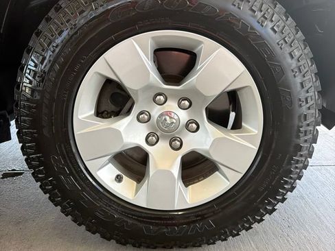 Used 2019 RAM 1500 Big Horn AWD/4WD image 27