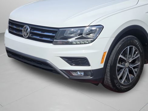 Used 2018 Volkswagen Tiguan SE FWD image 33