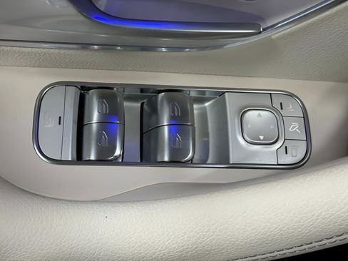 Certified 2025 Mercedes-Benz GLE 450 4MATIC image 27