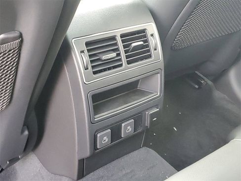 New 2026 Jaguar F-PACE R-Dynamic S image 31