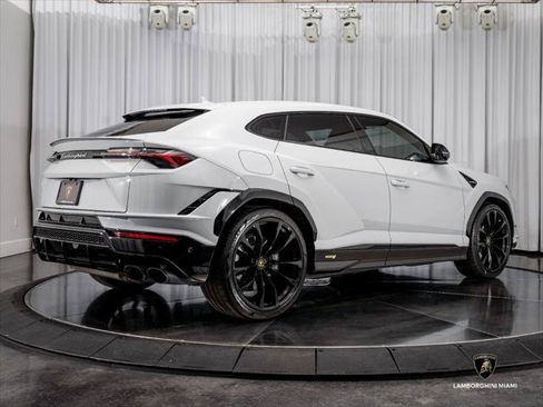 Used 2023 Lamborghini Urus S AWD/4WD image 14