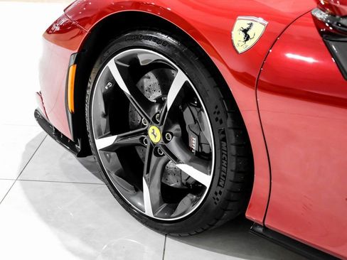 Used 2022 Ferrari SF90 Spider image 51