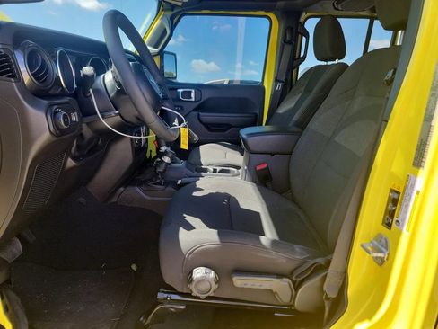 Used 2023 Jeep Wrangler Unlimited Sport AWD/4WD image 7