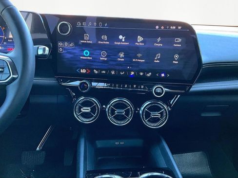 New 2024 Chevrolet Blazer EV LT image 7