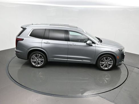 Certified 2024 Cadillac XT6 Premium Luxury w/ LPO, Floor Liner Package AWD/4WD image 44