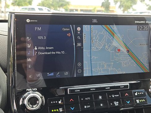 Used 2020 Toyota Highlander Limited FWD image 18