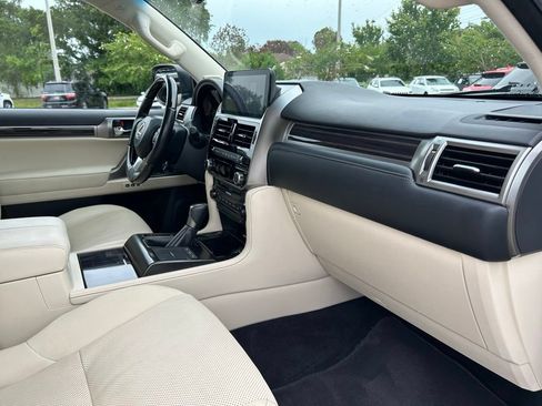 Used 2022 Lexus GX 460 Premium w/ Premium Package AWD/4WD image 40