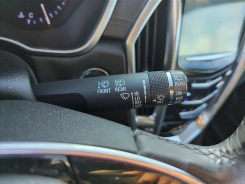 Used 2015 Cadillac SRX FWD image 17