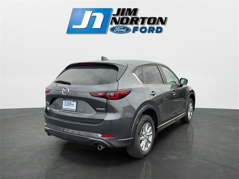 Used 2024 MAZDA CX-5 AWD 2.5 S w/ Preferred Package image 3