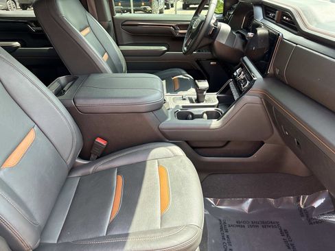 Used 2024 GMC Sierra 1500 AT4 w/ Technology Package image 34