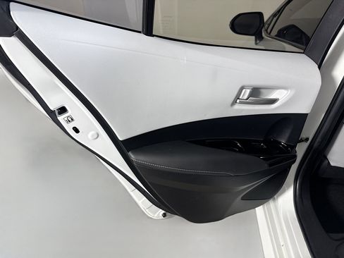 Used 2021 Toyota Corolla SE image 26