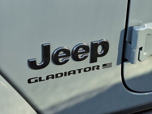 New 2026 Jeep Gladiator Sport image 5