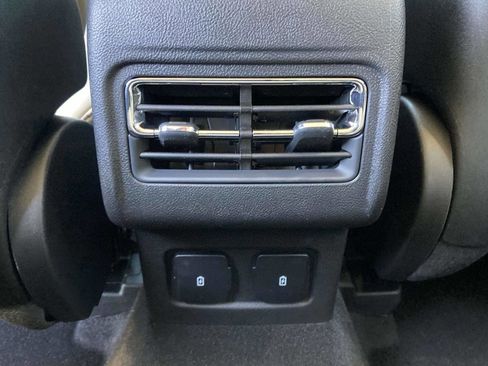 New 2025 Lincoln Corsair Reserve image 19