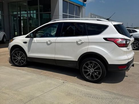 Used 2018 Ford Escape Titanium AWD/4WD image 6