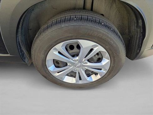 Used 2024 Chevrolet Trax LS w/ Driver Confidence Package image 9