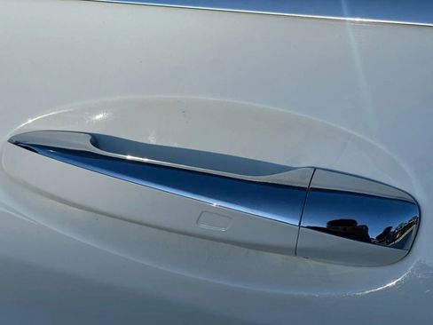 Used 2016 Mercedes-Benz C 300 C 300 Sedan 4D w/ Multimedia Package image 11