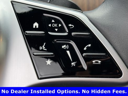 Used 2025 Mercedes-Benz C 300 4MATIC Sedan image 24