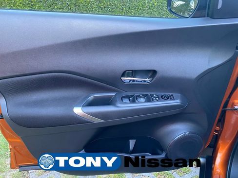 Used 2023 Nissan Kicks SV w/ Interior Electronics Package FWD image 31