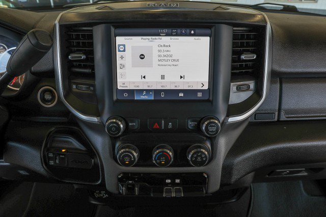 Used 2024 RAM 2500 Big Horn AWD/4WD image 15
