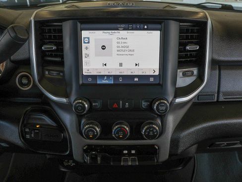 Used 2024 RAM 2500 Big Horn AWD/4WD image 15