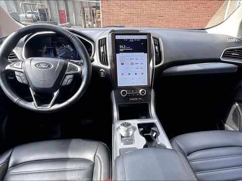 Used 2021 Ford Edge SEL w/ Convenience Package AWD/4WD image 14