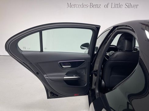 Used 2025 Mercedes-Benz C 300 4MATIC Sedan image 23