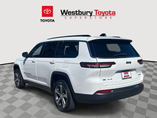Used 2023 Jeep Grand Cherokee L Limited AWD/4WD image 9