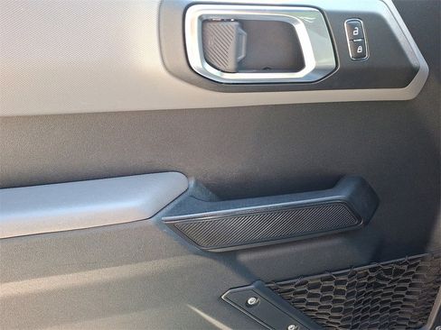 Used 2023 Ford Bronco Big Bend image 14
